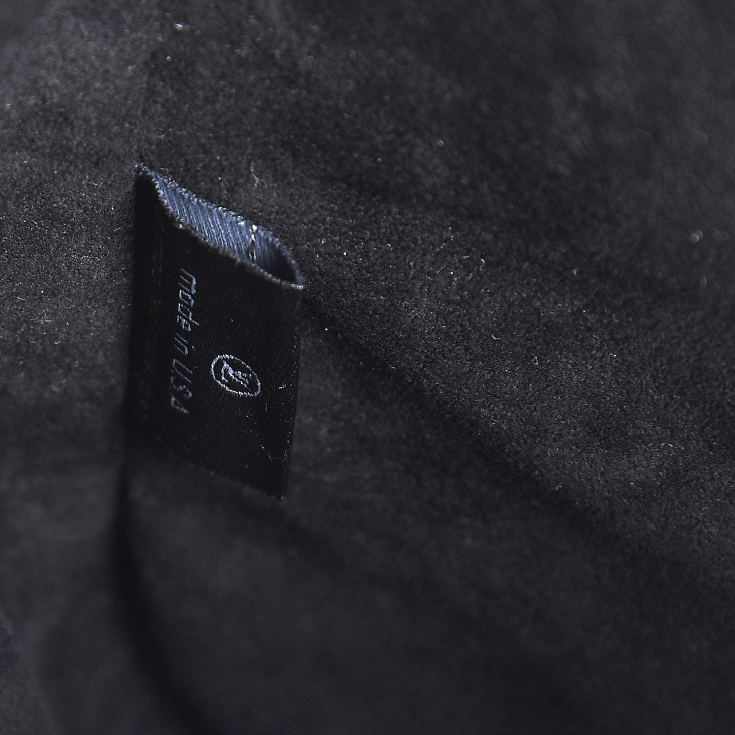 Reverse Monogram Pochette Metis
