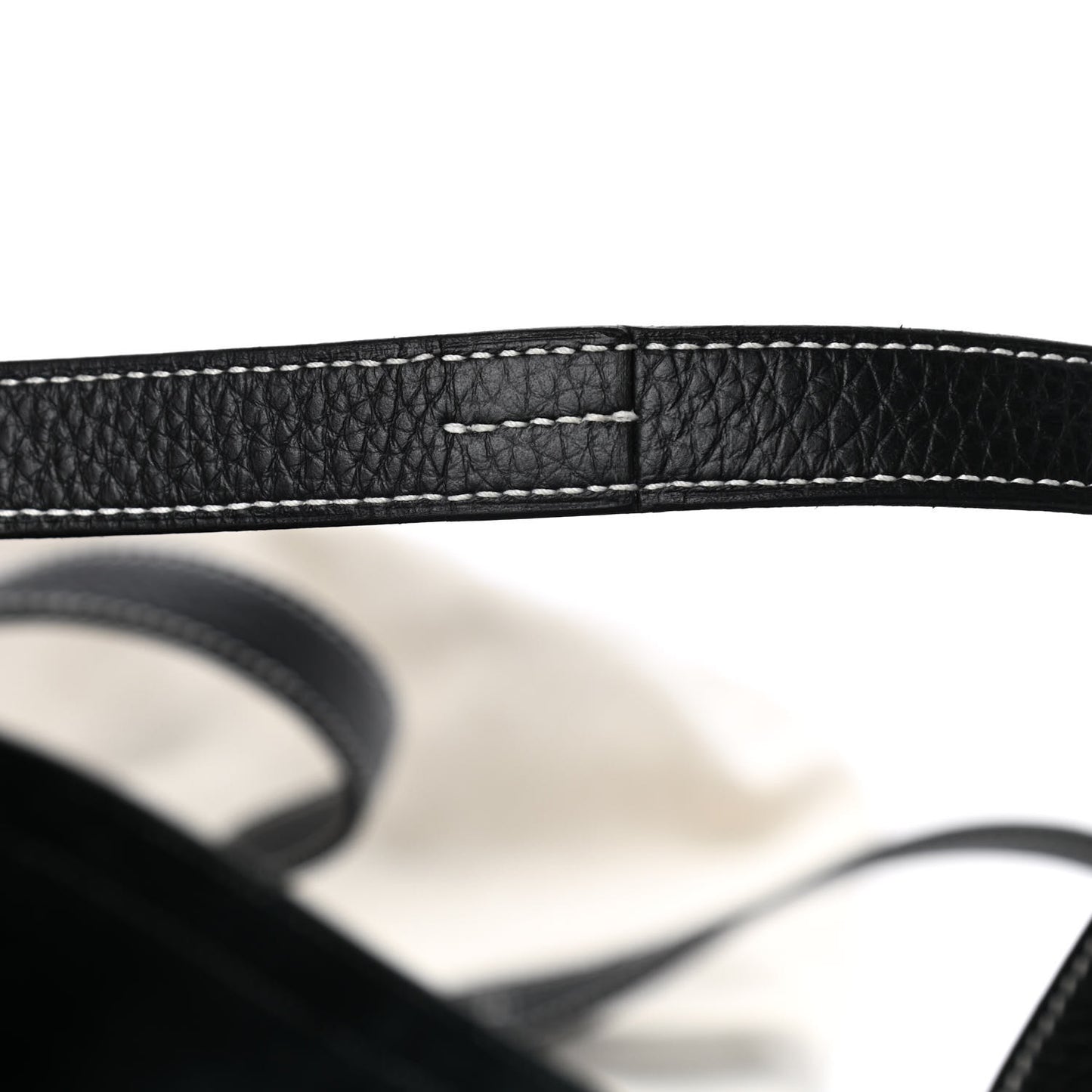 Taurillon Clemence Cabasellier 46 Black