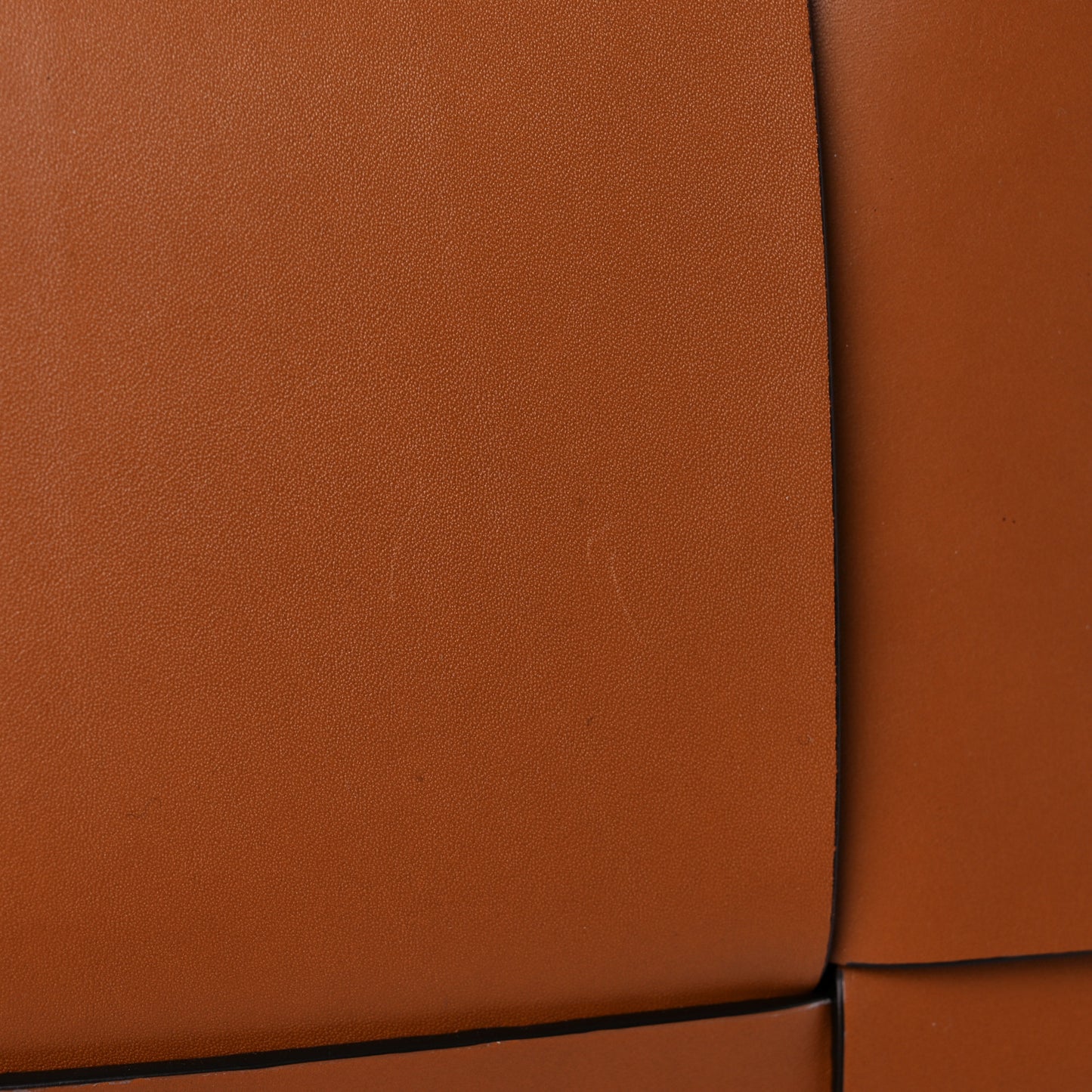 French Calfskin Maxi Intrecciato Large Arco Wood