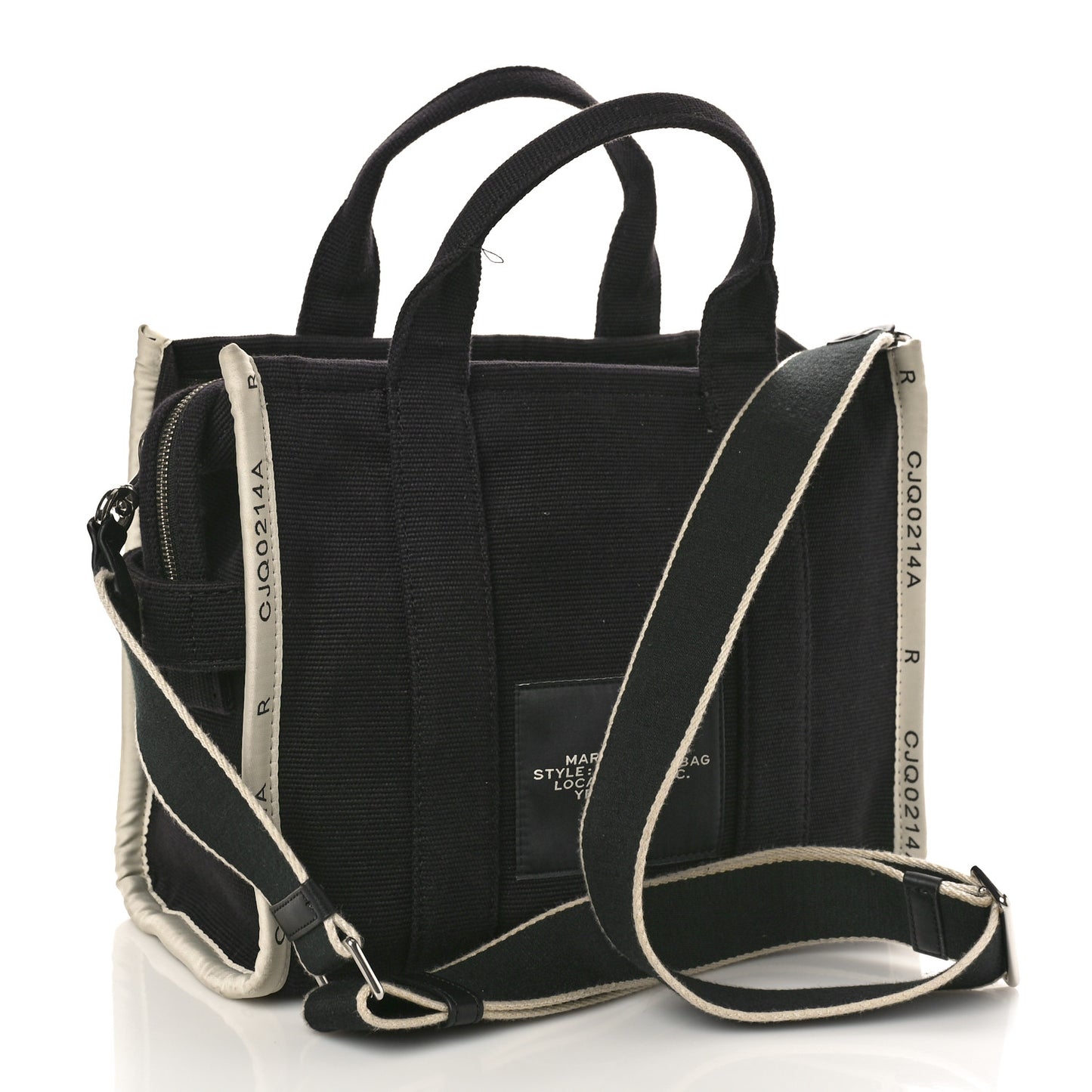 Jacquard Medium The Traveler Tote Bag Black