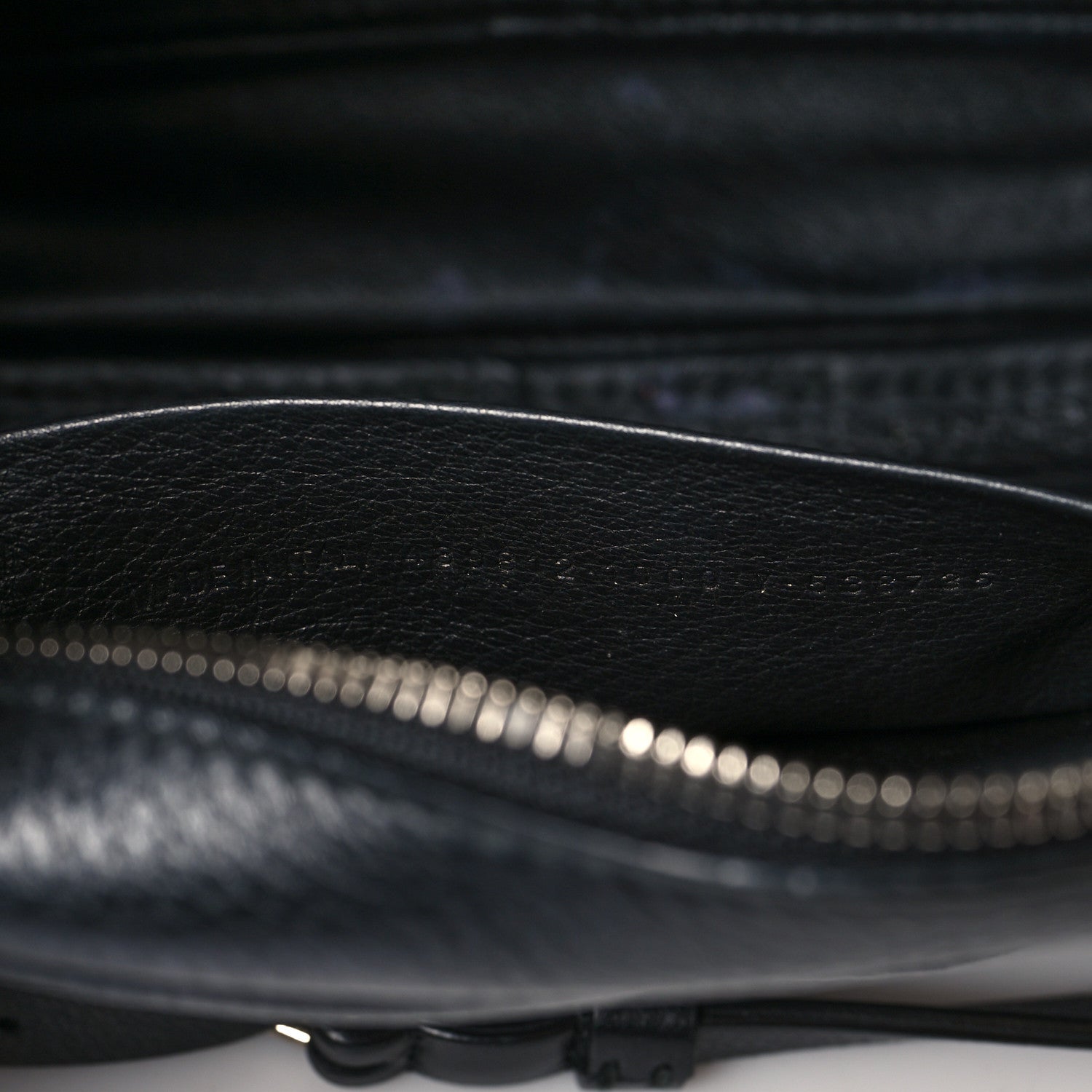 Balenciaga Calfskin Logo S Everyday Camera Bag Black 6 of 8