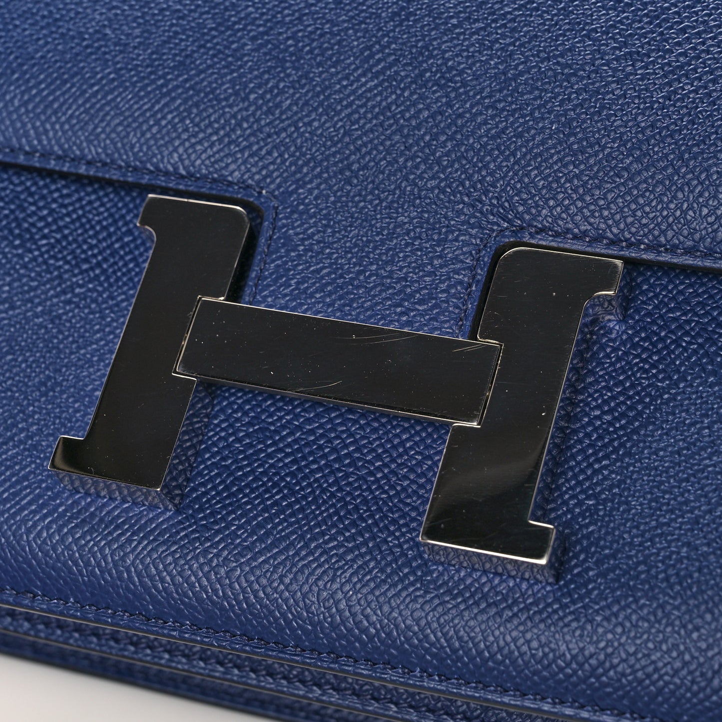 Epsom Constance 24 Bleu Saphir