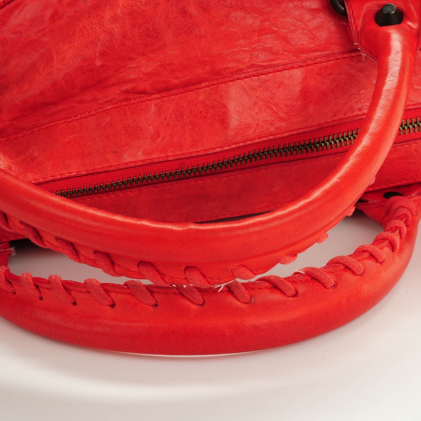 Chevre Classic Hardware Twiggy Red