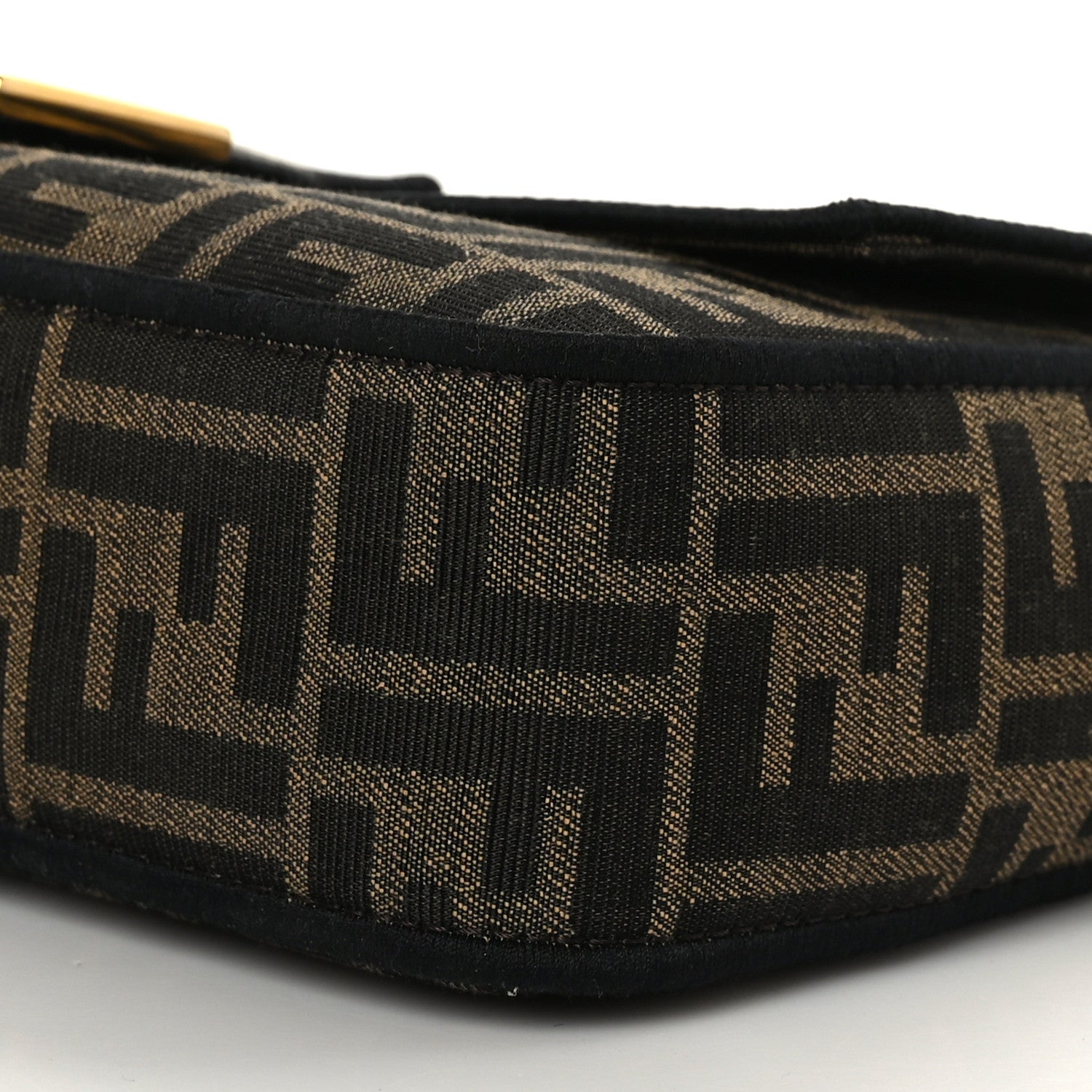 FENDI ブラックスエードパーティーバッグ Fendi Fabric Jacquard FF 1974 Medium Baguette Tobacco Moro Black