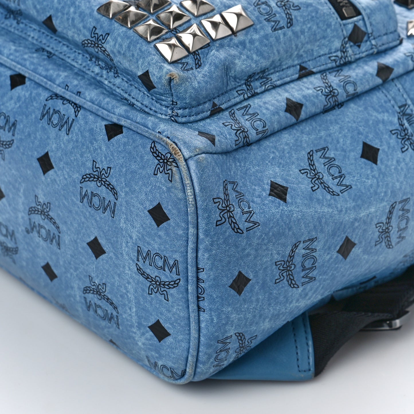 Visetos Studded Small Stark M Backpack Blue