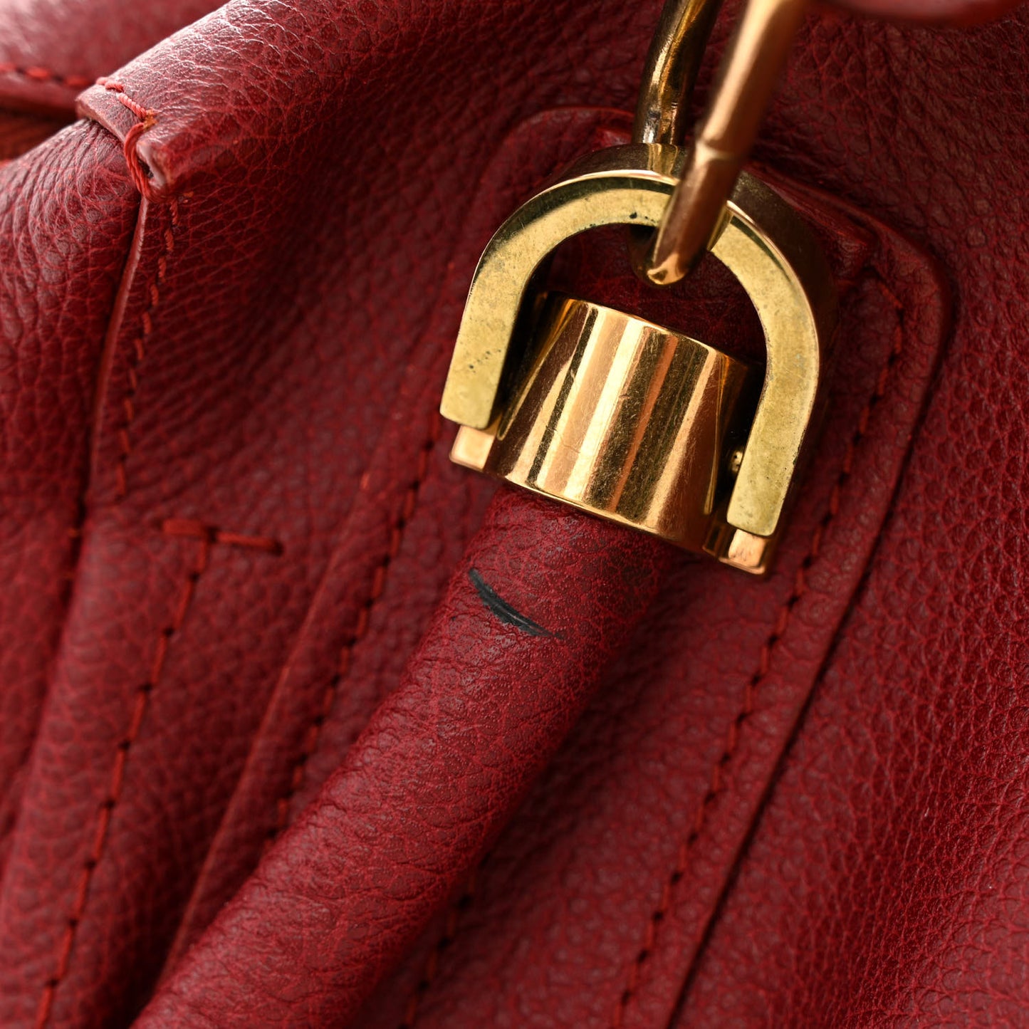 Calfskin Medium PARATY Berry Cupcake