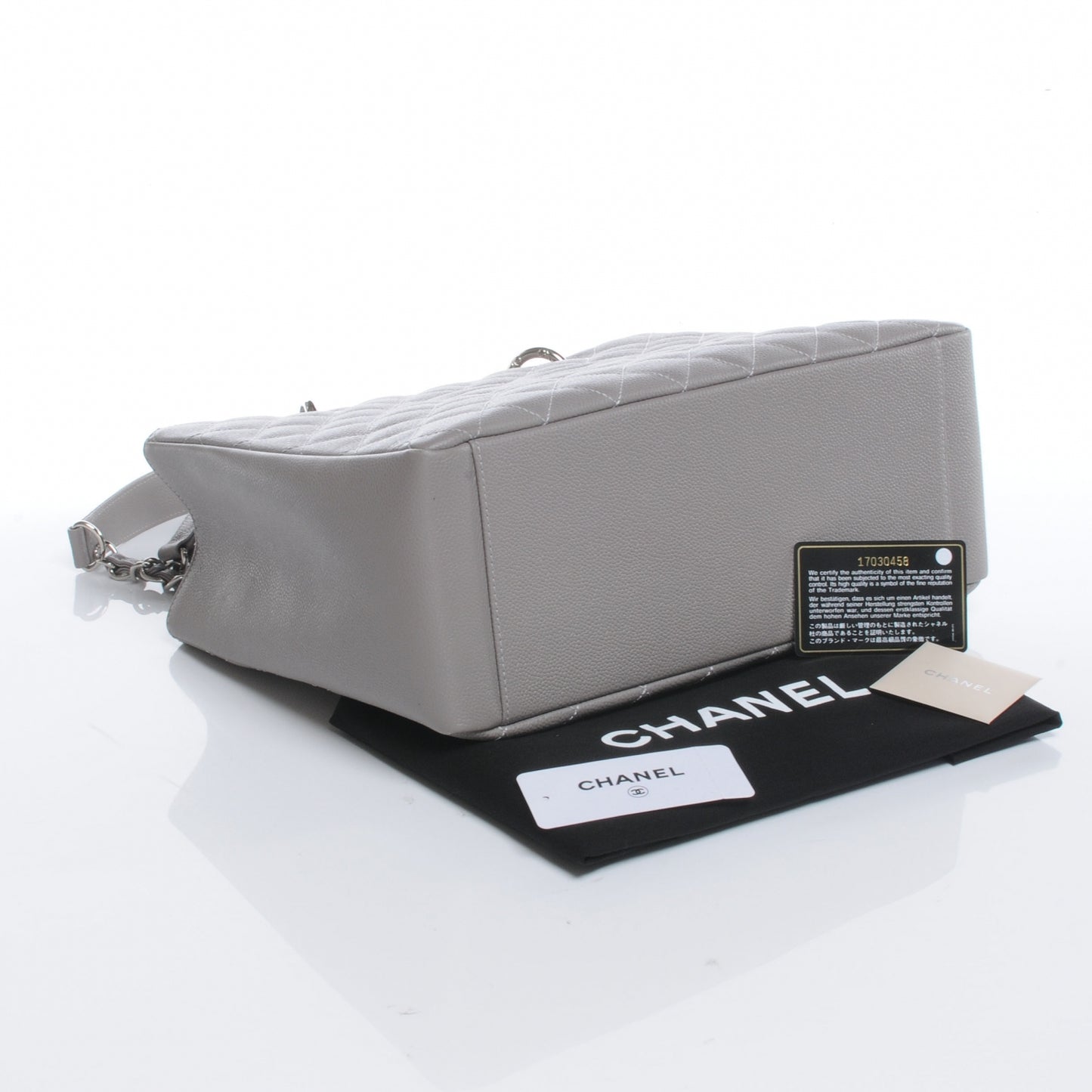 Caviar Grand Shopping Tote GST Light Grey