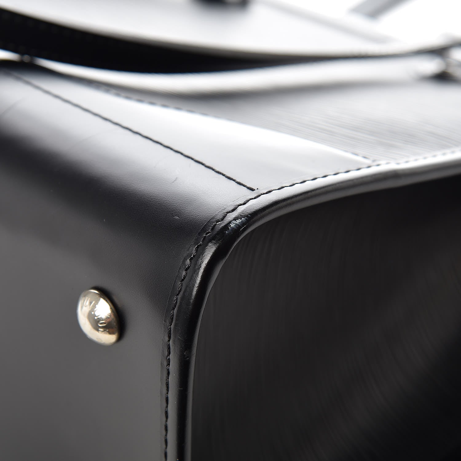 Louis Vuitton Epi Madeleine GM Black 20 of 20