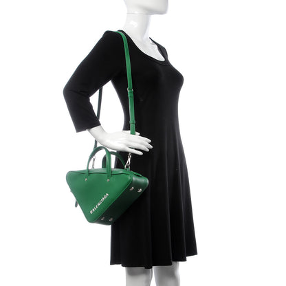 Balenciaga Shiny Day Calfskin S Triangle Duffle Vert Irlandais 2 of 6