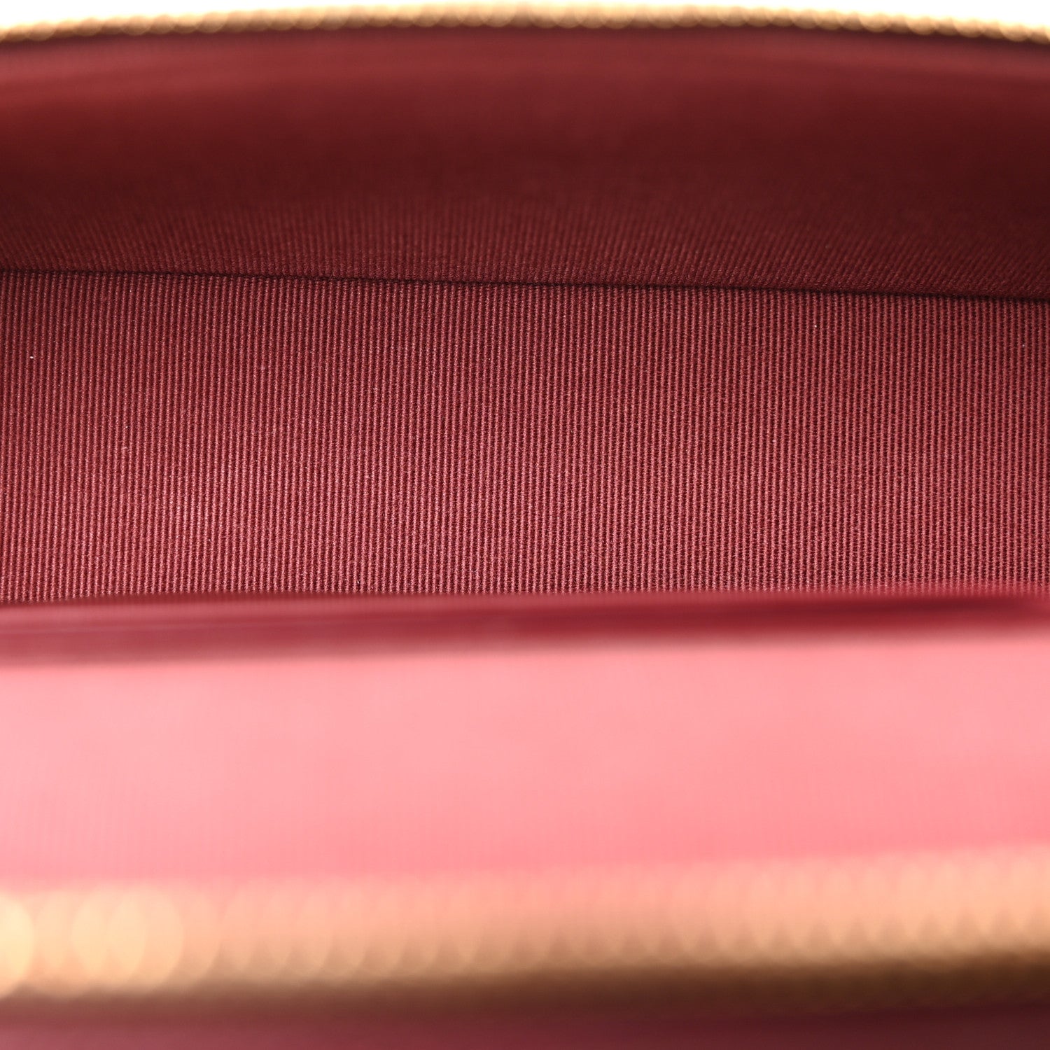 Chanel Shiny Caviar Quilted Sleek Chevron Vanity With Chain Burgundy 5 of 12