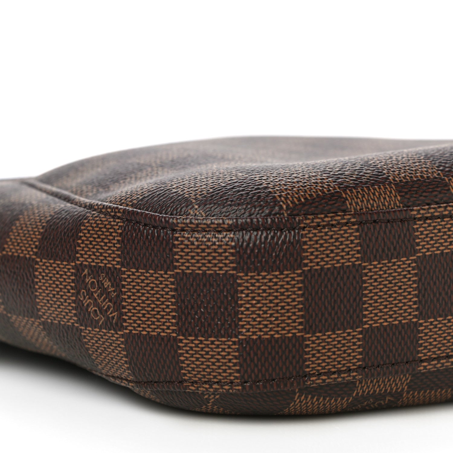 Louis Vuitton Damier Ebene South Bank Besace 10 of 11