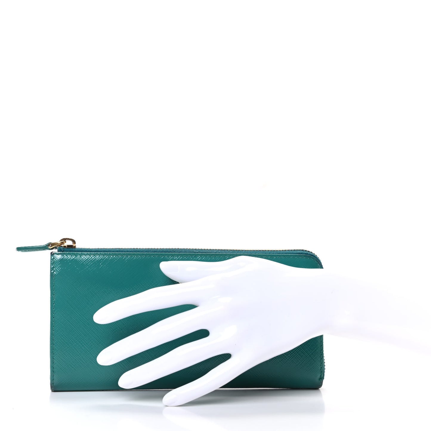 Saffiano Vernice Zip Around Wallet Voyage