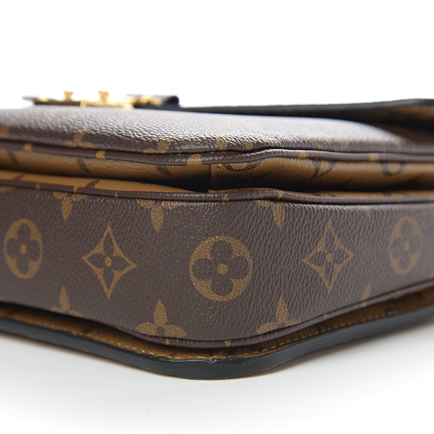 Reverse Monogram Pochette Metis