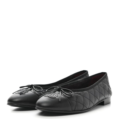 Chanel Aged Calfskin Quilted CC Cap Toe Ballerina Flats 38.5 Black 3 of 12