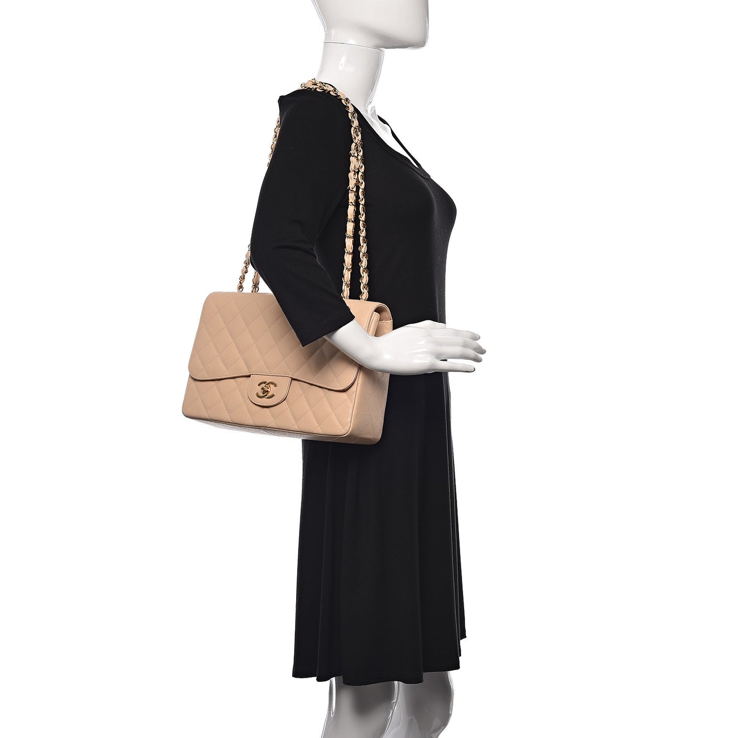 Caviar Quilted Jumbo Single Flap Beige Clair
