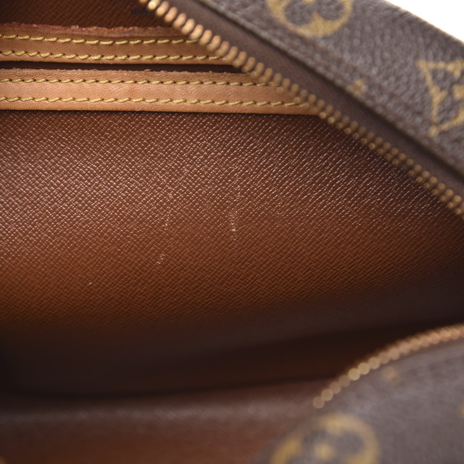 Louis Vuitton Monogram Blois 14 of 15
