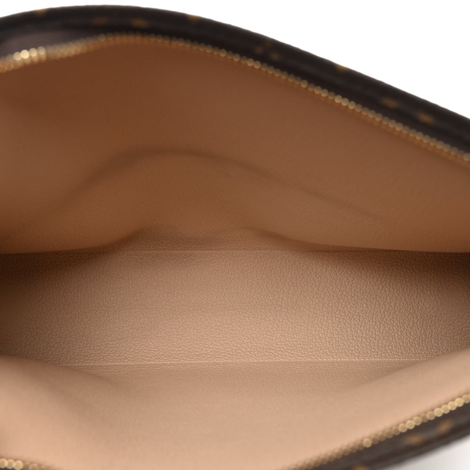Louis Vuitton Monogram Toiletry Pouch 26 5 of 8