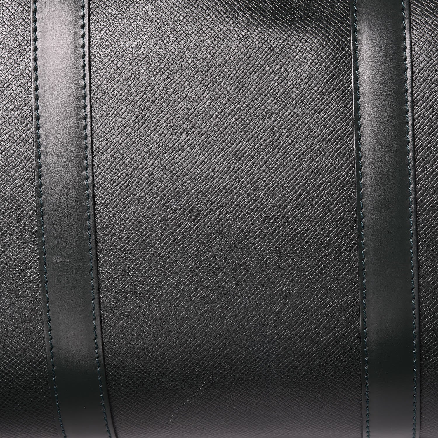 Louis Vuitton Taiga Kendall PM Epicea 11 of 18