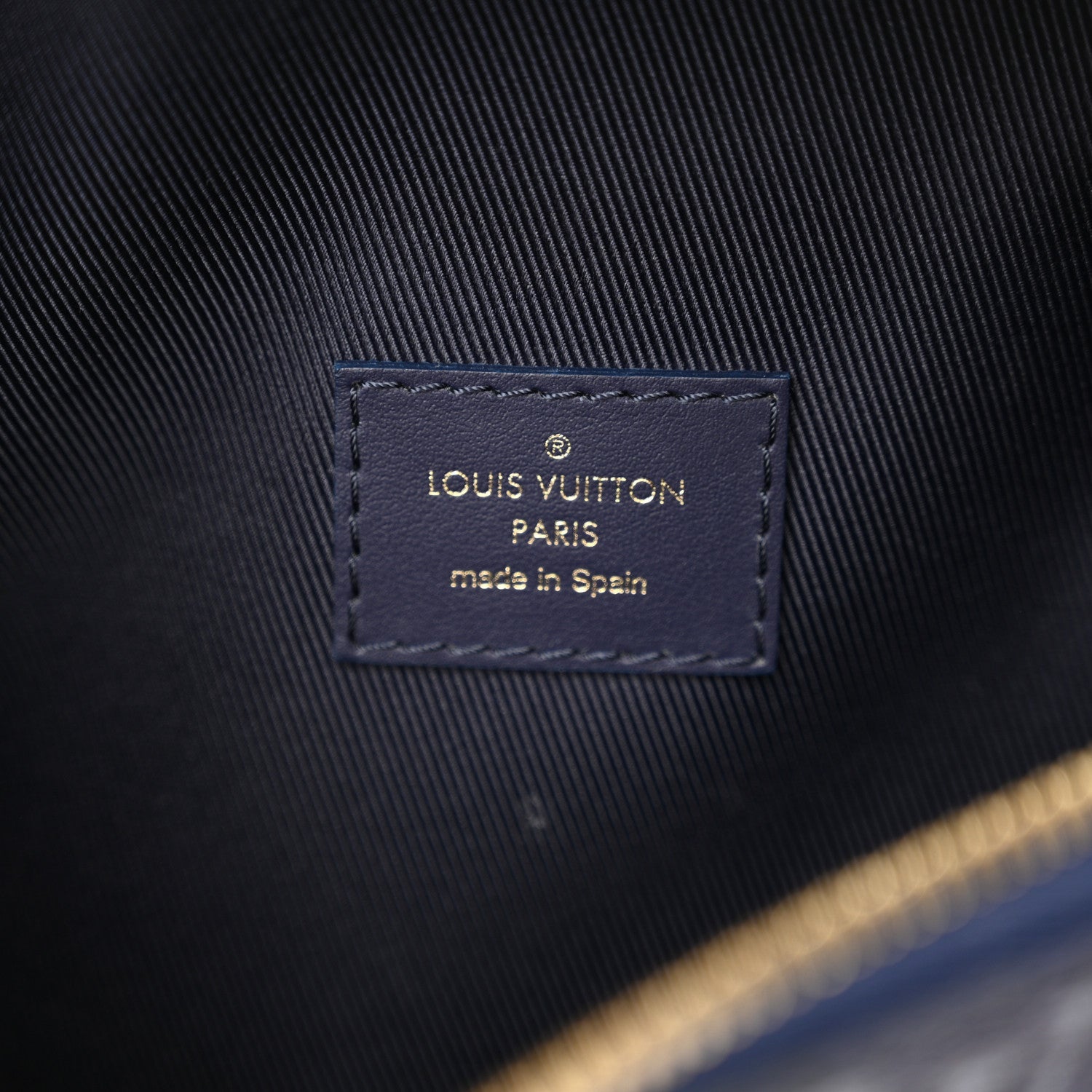 Louis Vuitton Monogram Eclipse Discovery Bleached Bumbag PM Ink Blue 6 of 9