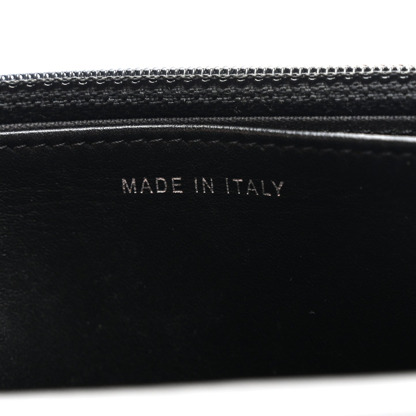 Calfskin Chain 20s Signe Wallet on Chain WOC Black