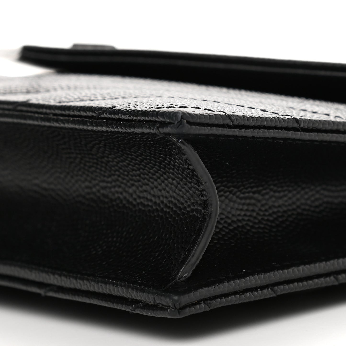 Grain De Poudre Matelasse Chevron Monogram Monochrome Envelope Chain Wallet Black