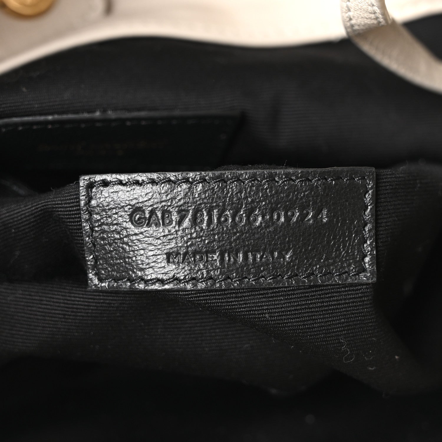Saint Laurent Lambskin Matelasse Monogram Medium Jamie 4.3 Pochon Blanc Vintage 8 of 11
