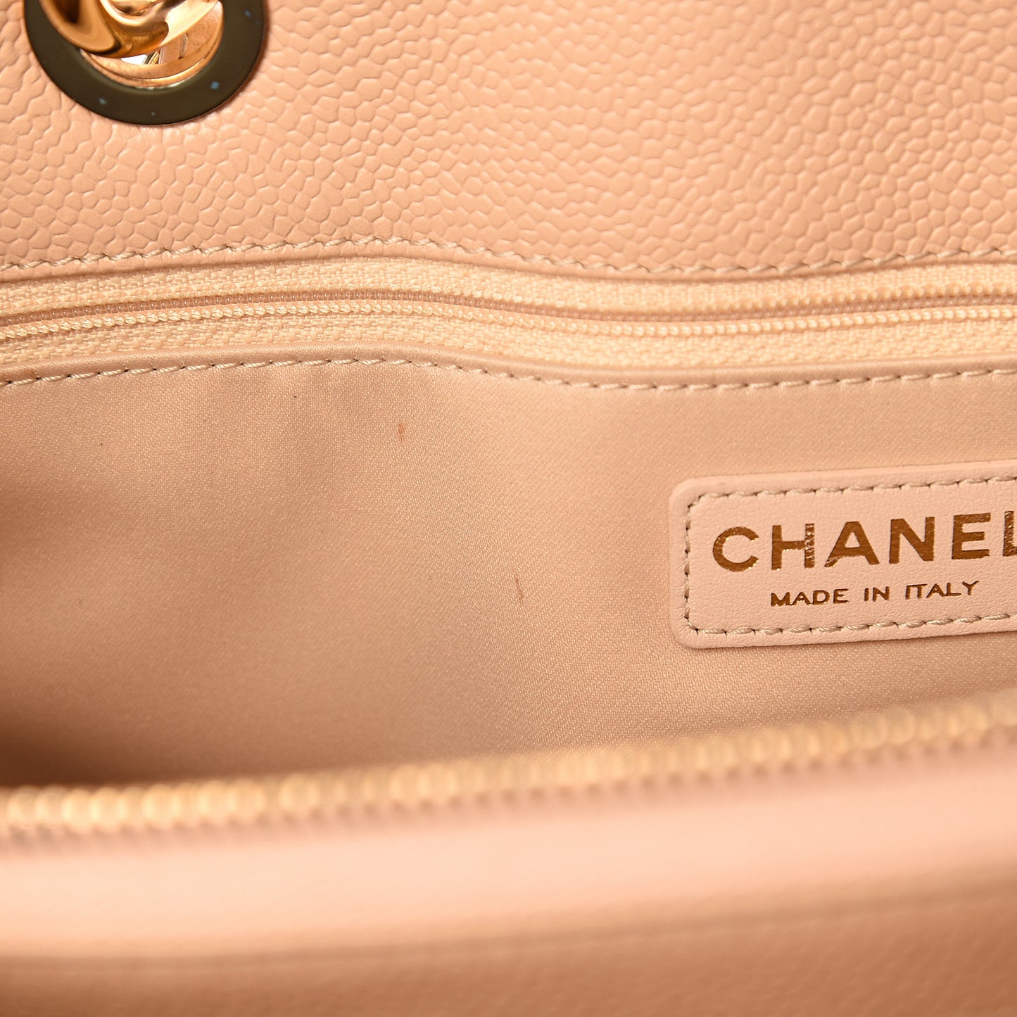 Caviar Quilted Grand Shopping Tote GST Beige Clair