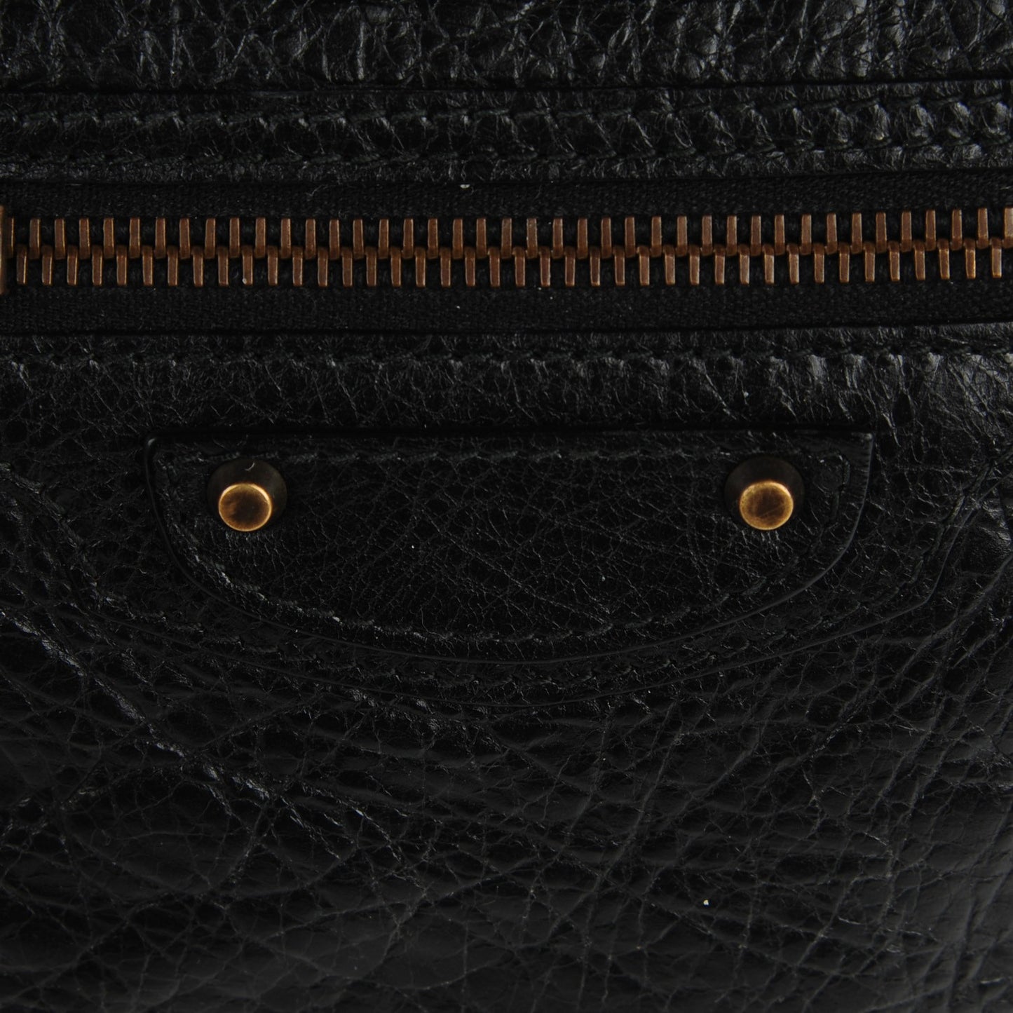 Agneau Classic Hardware Hip Black