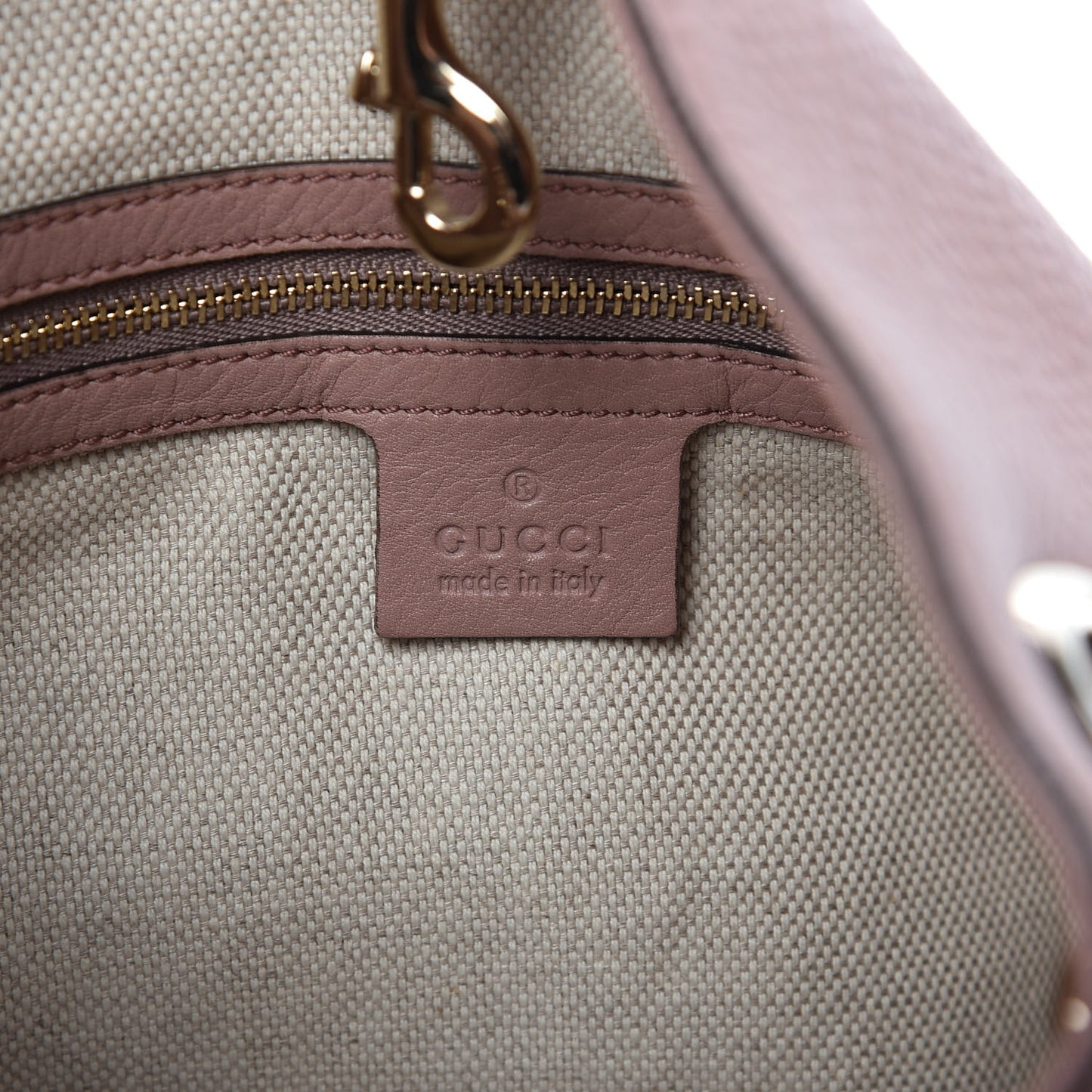 Pebbled Calfskin Medium Soho Chain Shoulder Bag Dark Cipria