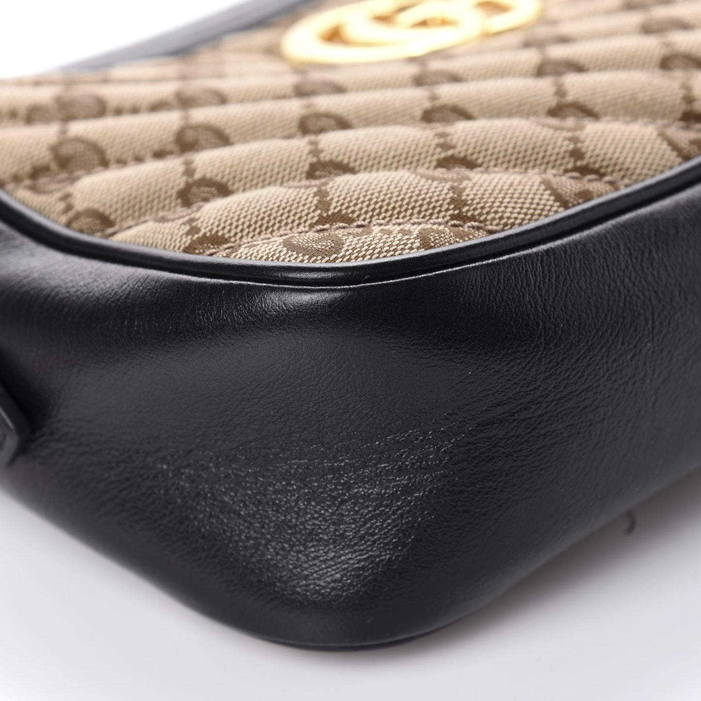 Monogram Matelasse Diagonal Small GG Marmont Chain Shoulder Bag Beige Black