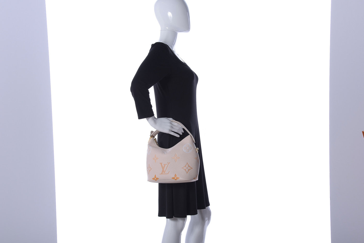 Louis Vuitton Empreinte Monogram Giant By The Pool Marshmallow Hobo Cream Saffron 3 of 12