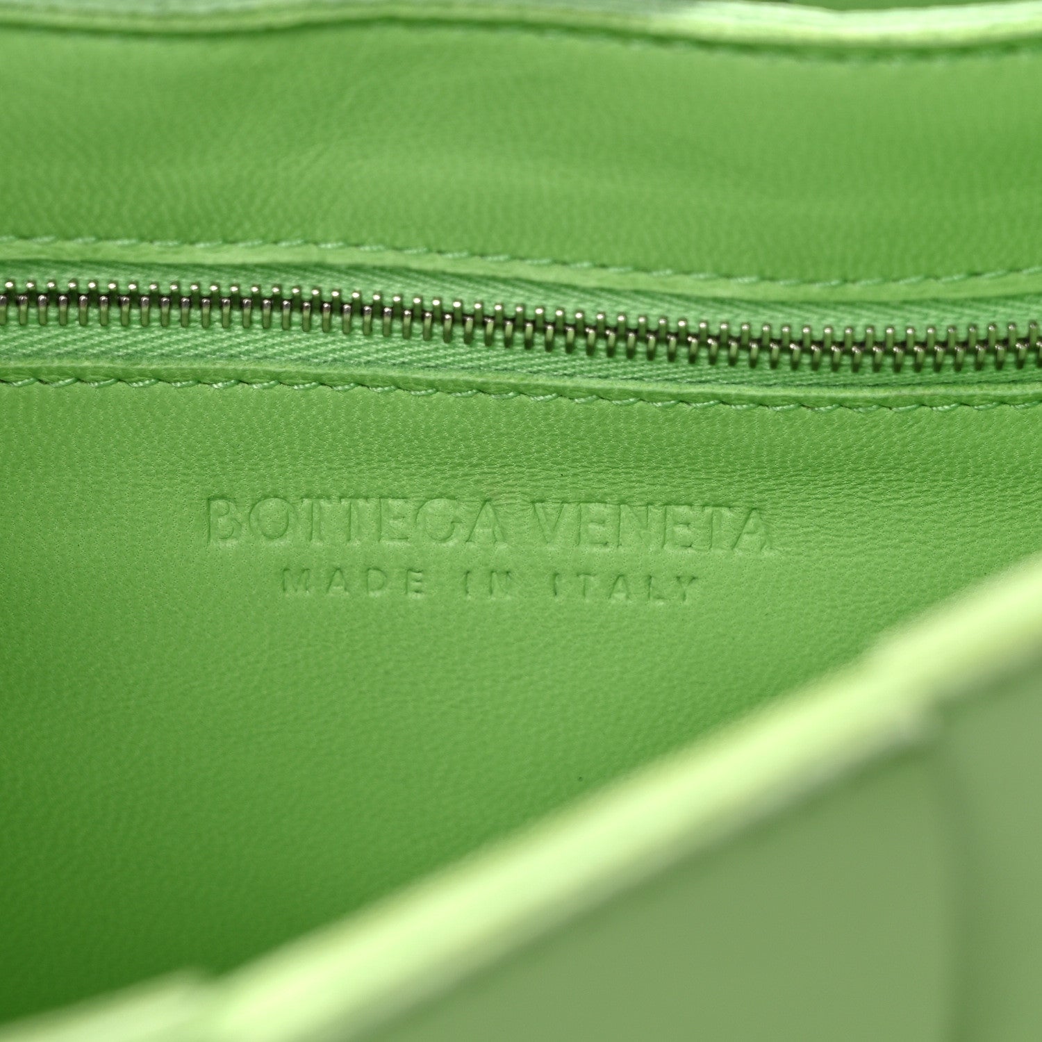 Bottega Veneta Lambskin Maxi Intrecciato Cassette Crossbody Bag Pistachio 6 of 10