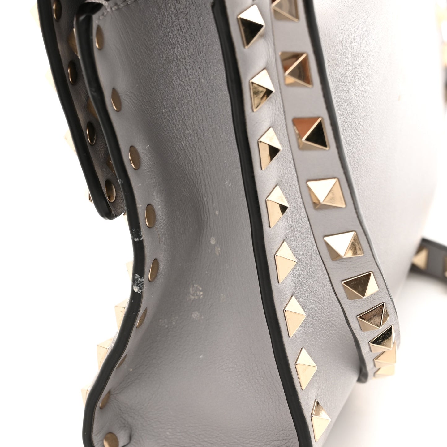Pebbled Calfskin Medium Rockstud Flip Lock Crossbody Bag Pastel Grey