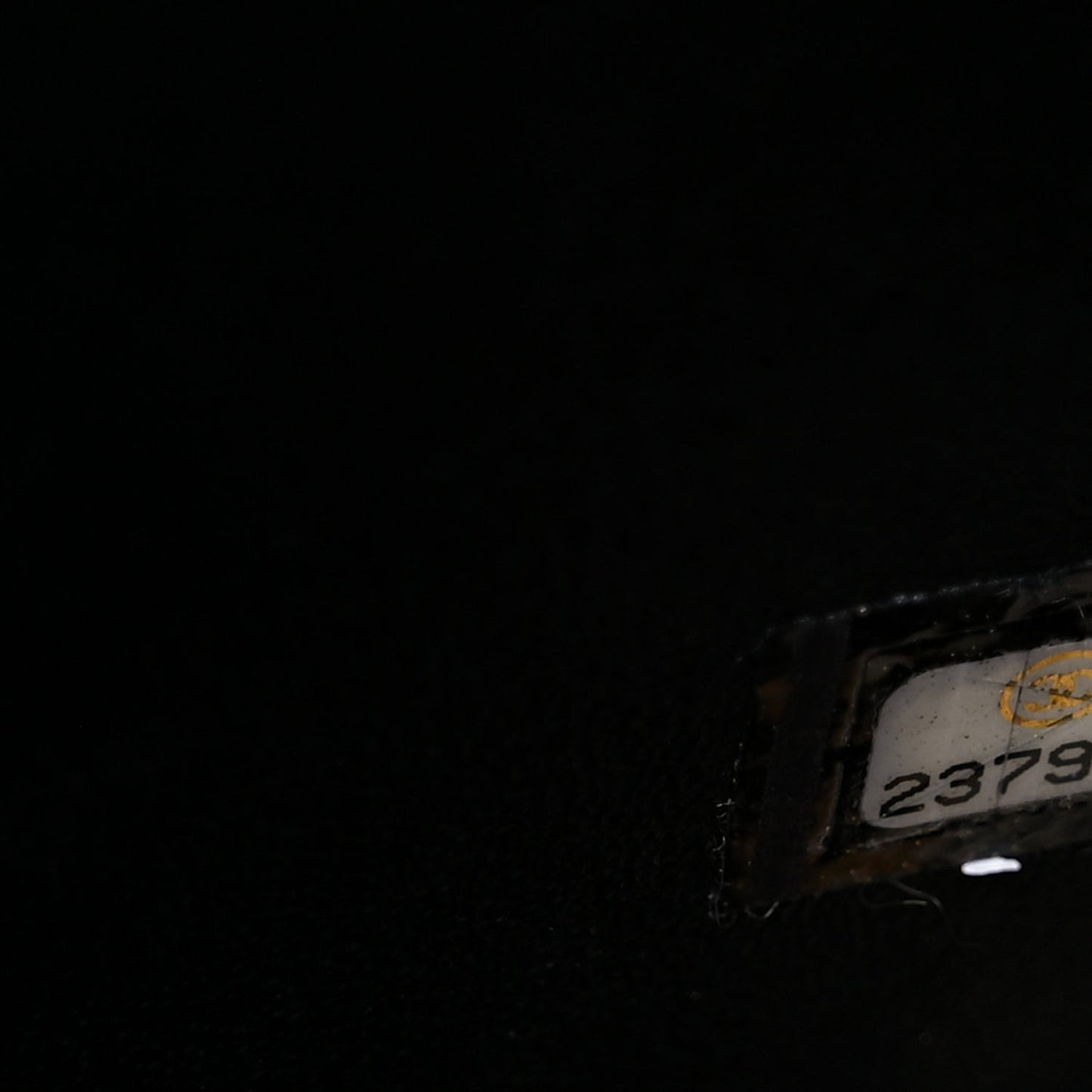 Caviar Quilted Medium CC Filigree Vanity Case White Black