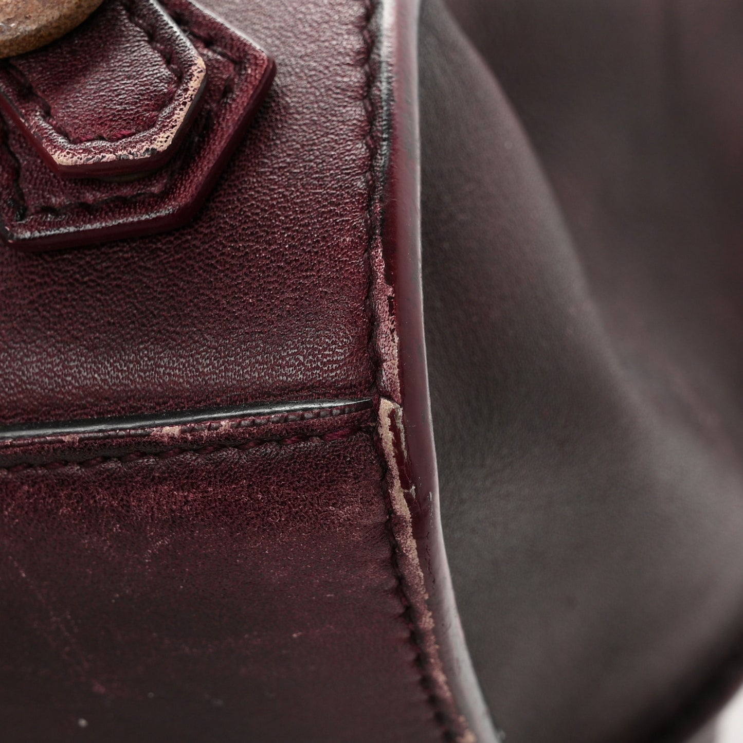 Used Calfskin Rust Hardware Neo Classic City Burgundy