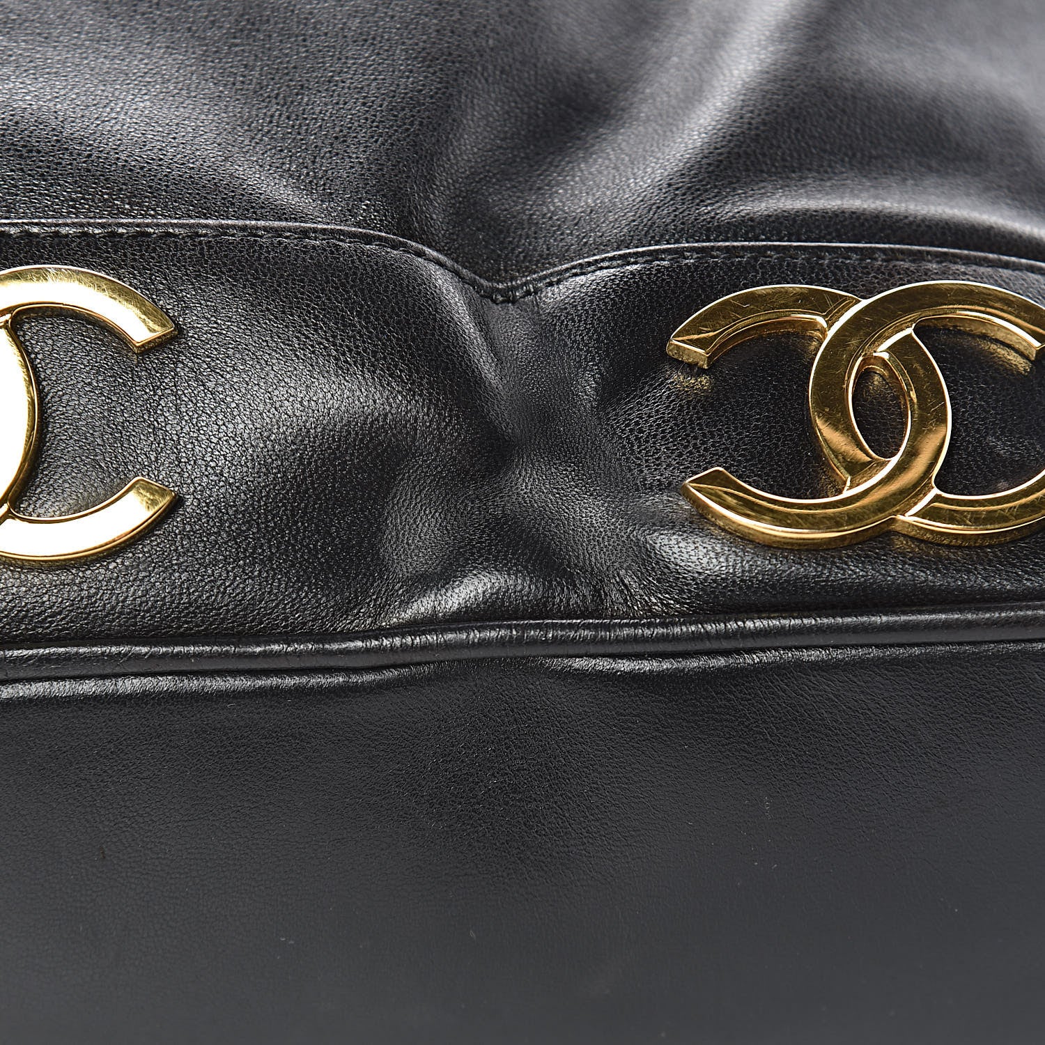 Chanel Lambskin CC Drawstring Shoulder Bag Black 14 of 17