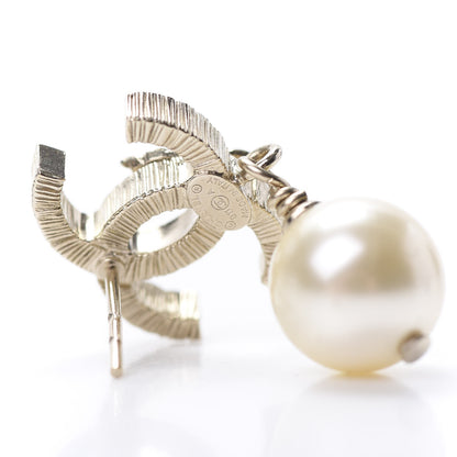 Chanel Crystal Pearl CC Drop Leaf Earrings Gold 4 of 5