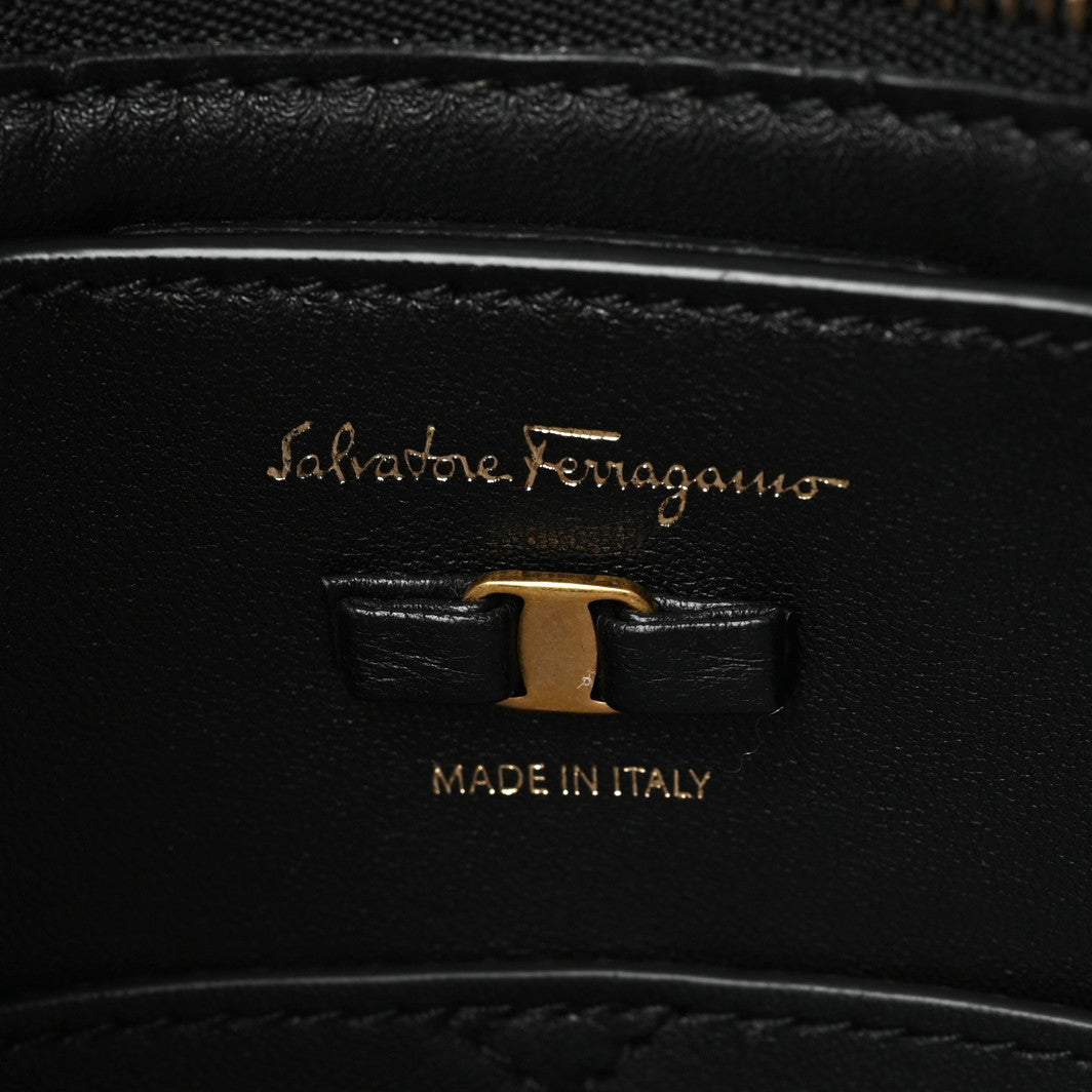 Salvatore Ferragamo Crochet Medium Viva Bow Shoulder Bag Black White 5 of 8