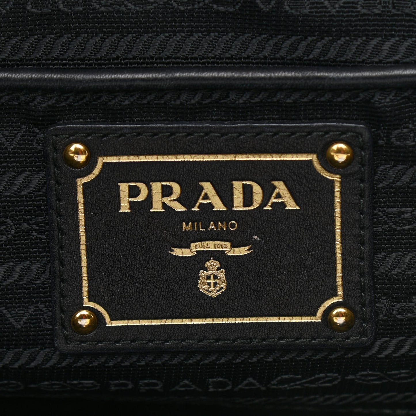 Soft Calf Chain Tote Black