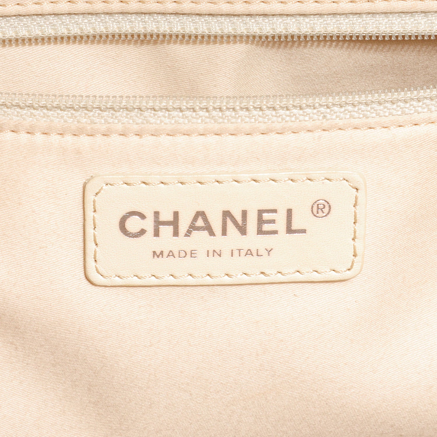 Chanel Patent Large Cells Tote Red 6 of 7