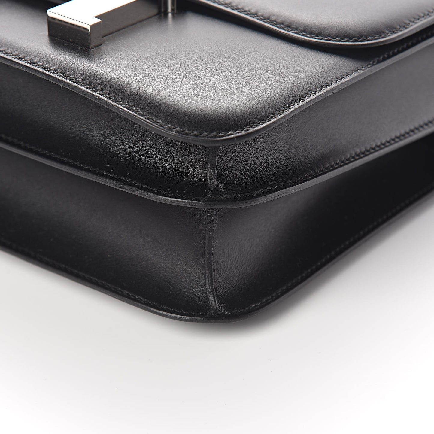 Tadelakt Constance 24 Black
