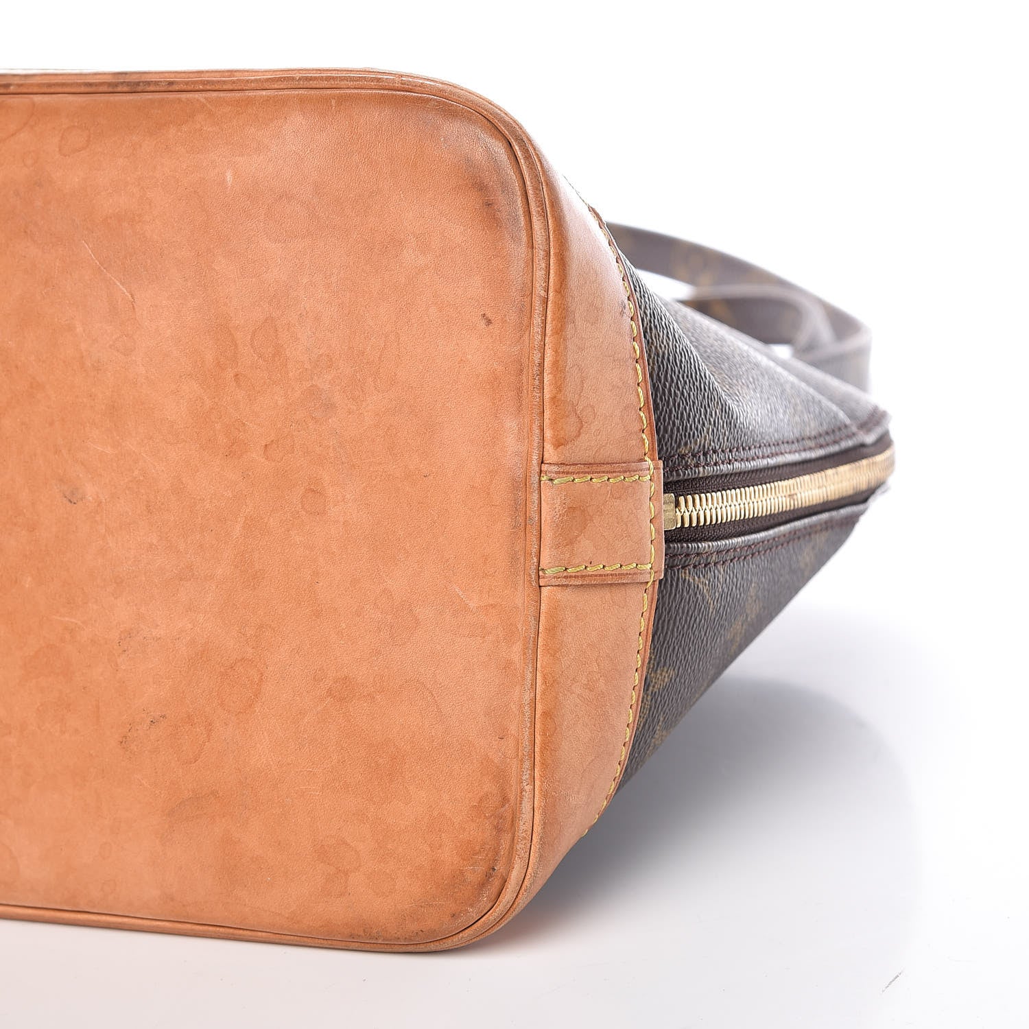 Louis Vuitton Monogram Alma PM 17 of 18