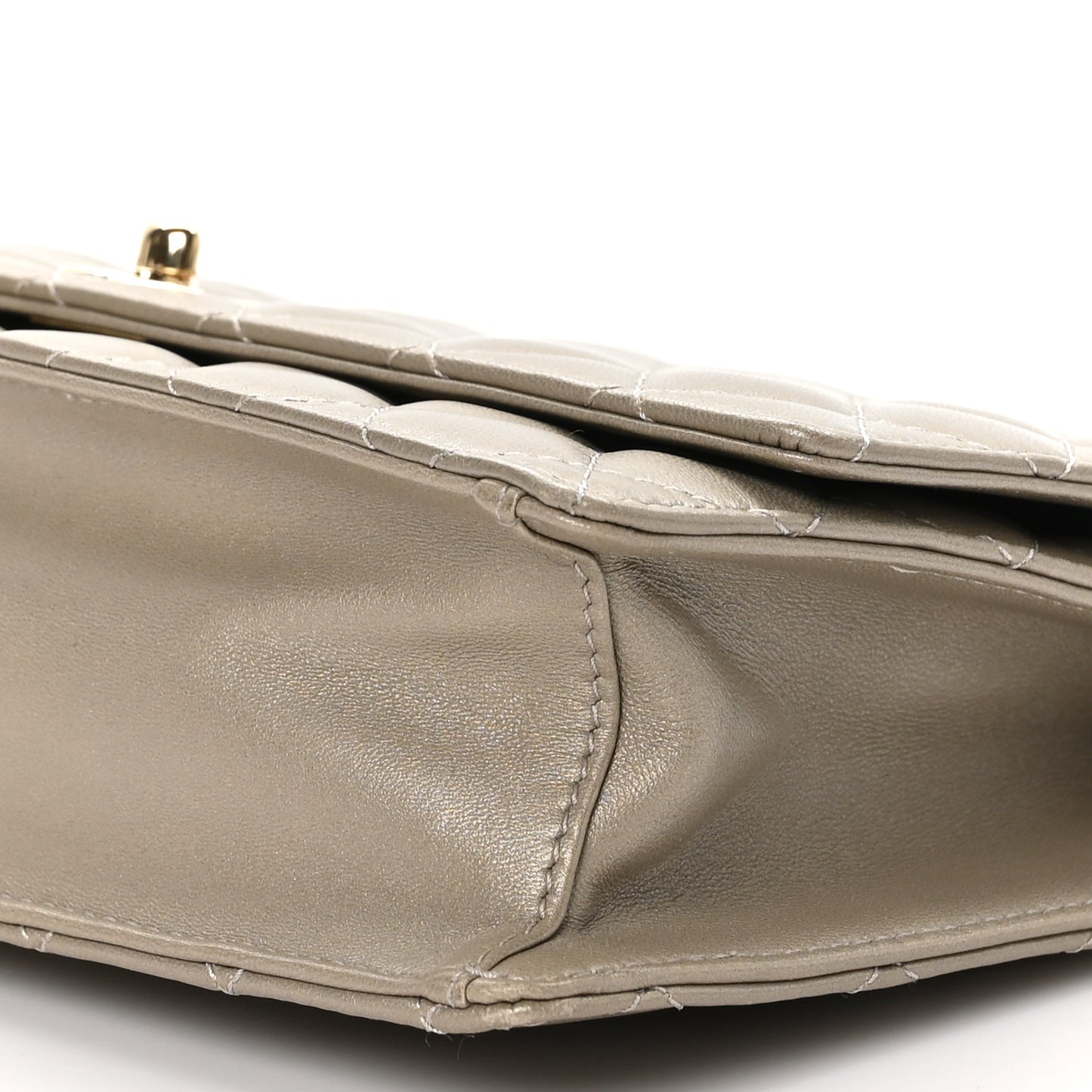 Lambskin Quilted Fantasy Pearl Flap Light Gold