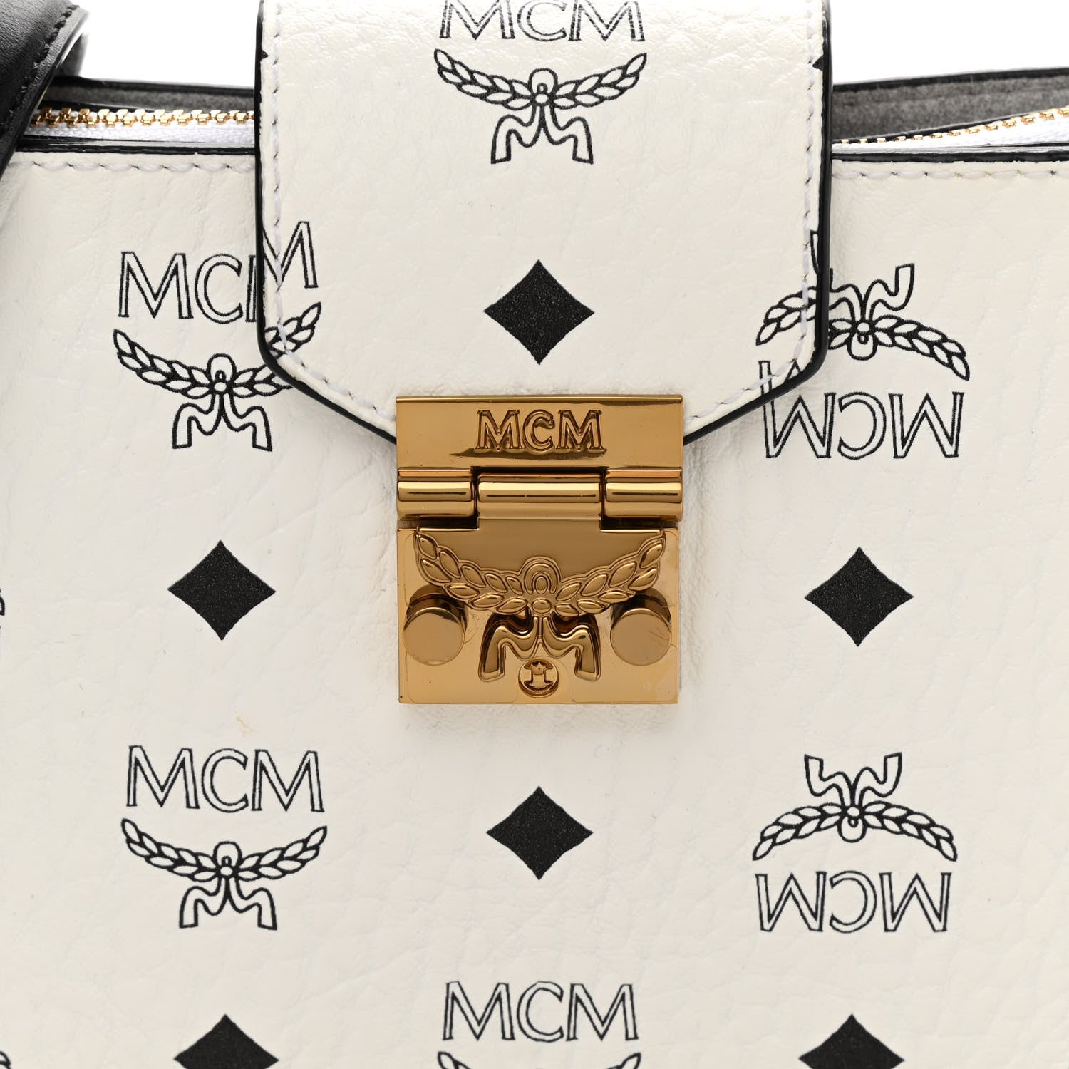 MCM Visetos Small Patricia Chain Wallet White 7 of 9