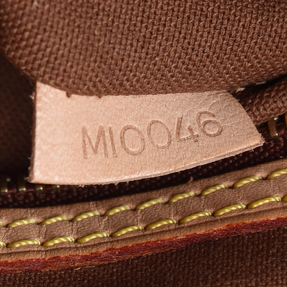 Louis Vuitton Monogram Batignolles Vertical 7 of 7