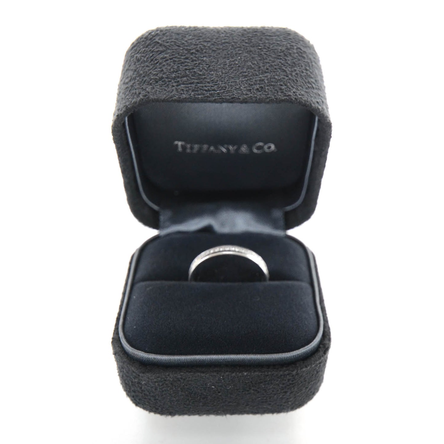 18k White Gold and Diamond Metro Ring Size 6