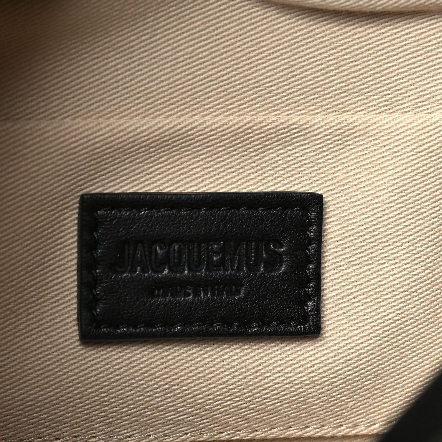 Jacquemus Smooth Calfskin La Pochette Rond Carre Black 6 of 9