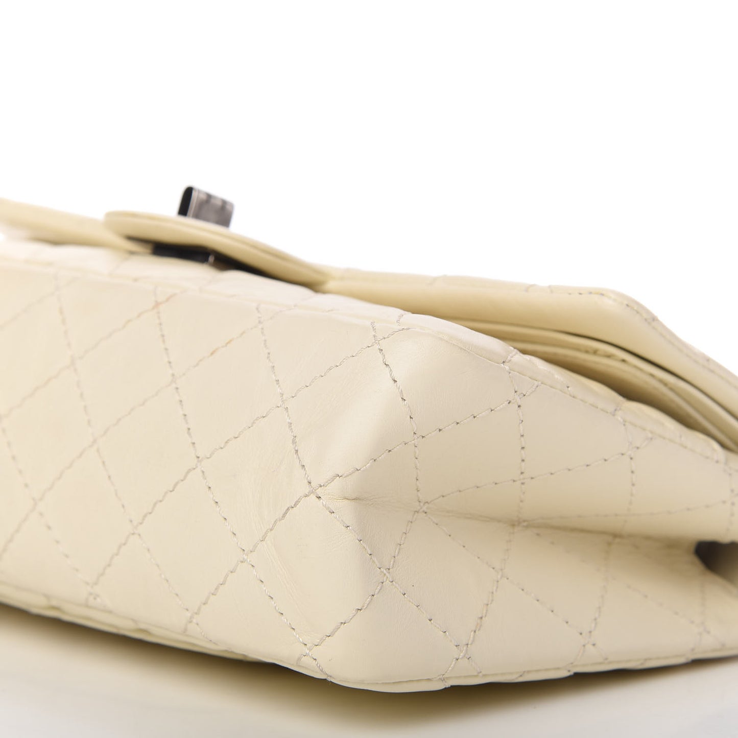Aged Calfskin Quilted 2.55 Reissue 225 Flap White