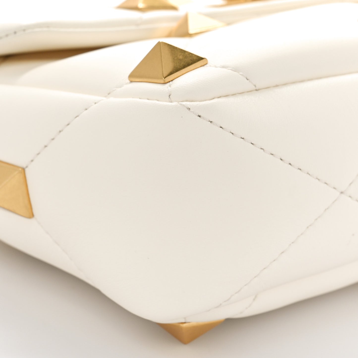 Nappa Large Roman Stud Shoulder Bag Ivory