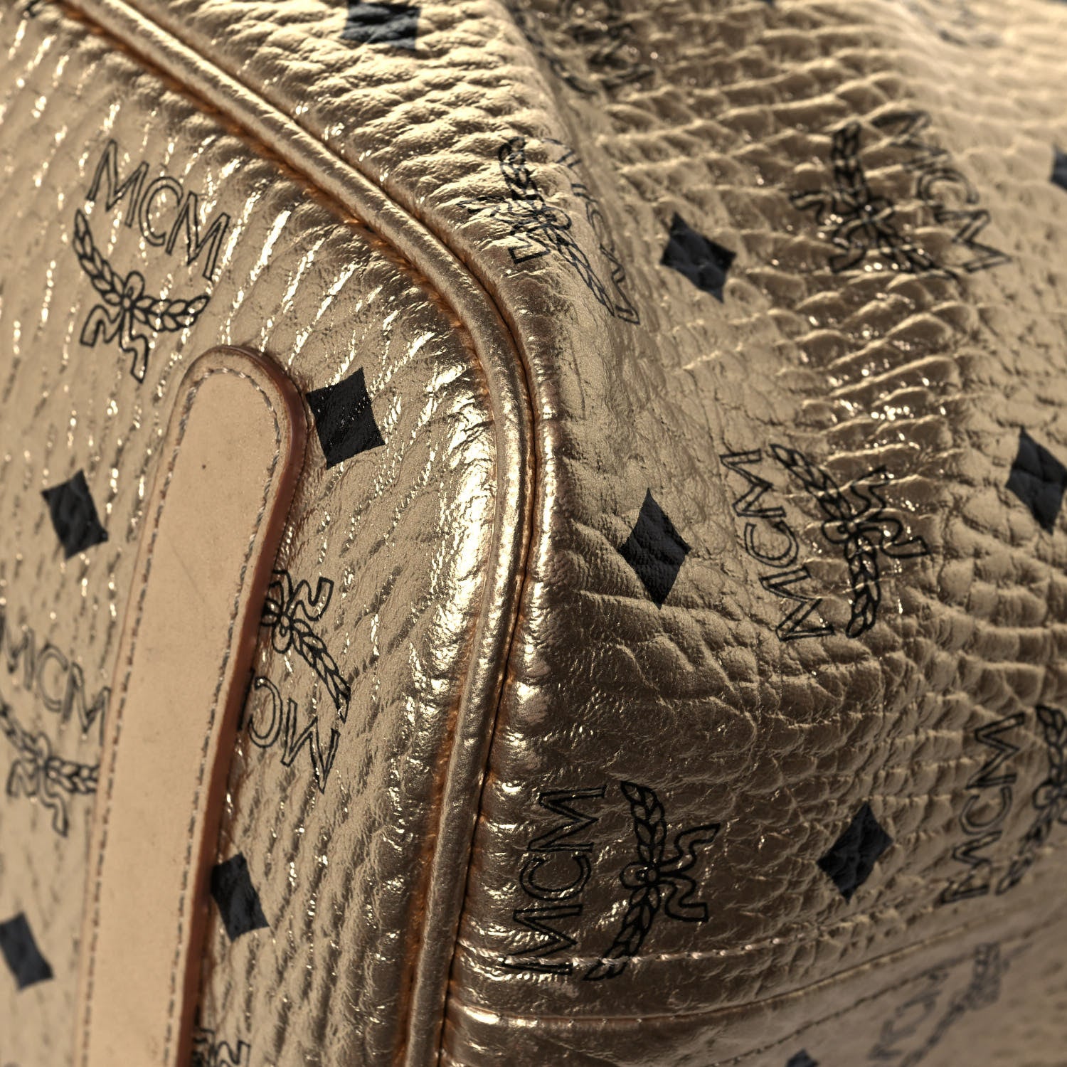MCM Metallic Visetos Medium Liz Reversible Shopper Tote Gold 10 of 19
